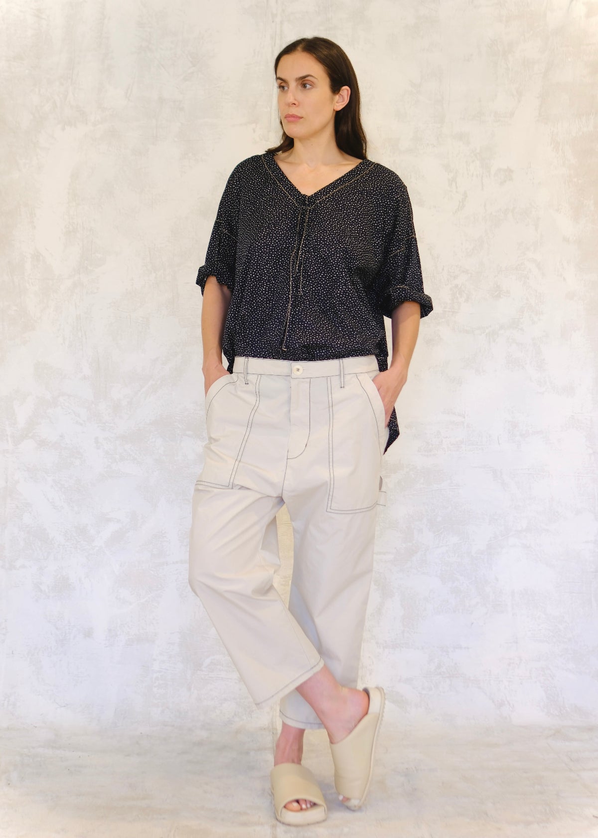 natural color poplin pants with large front pockets
