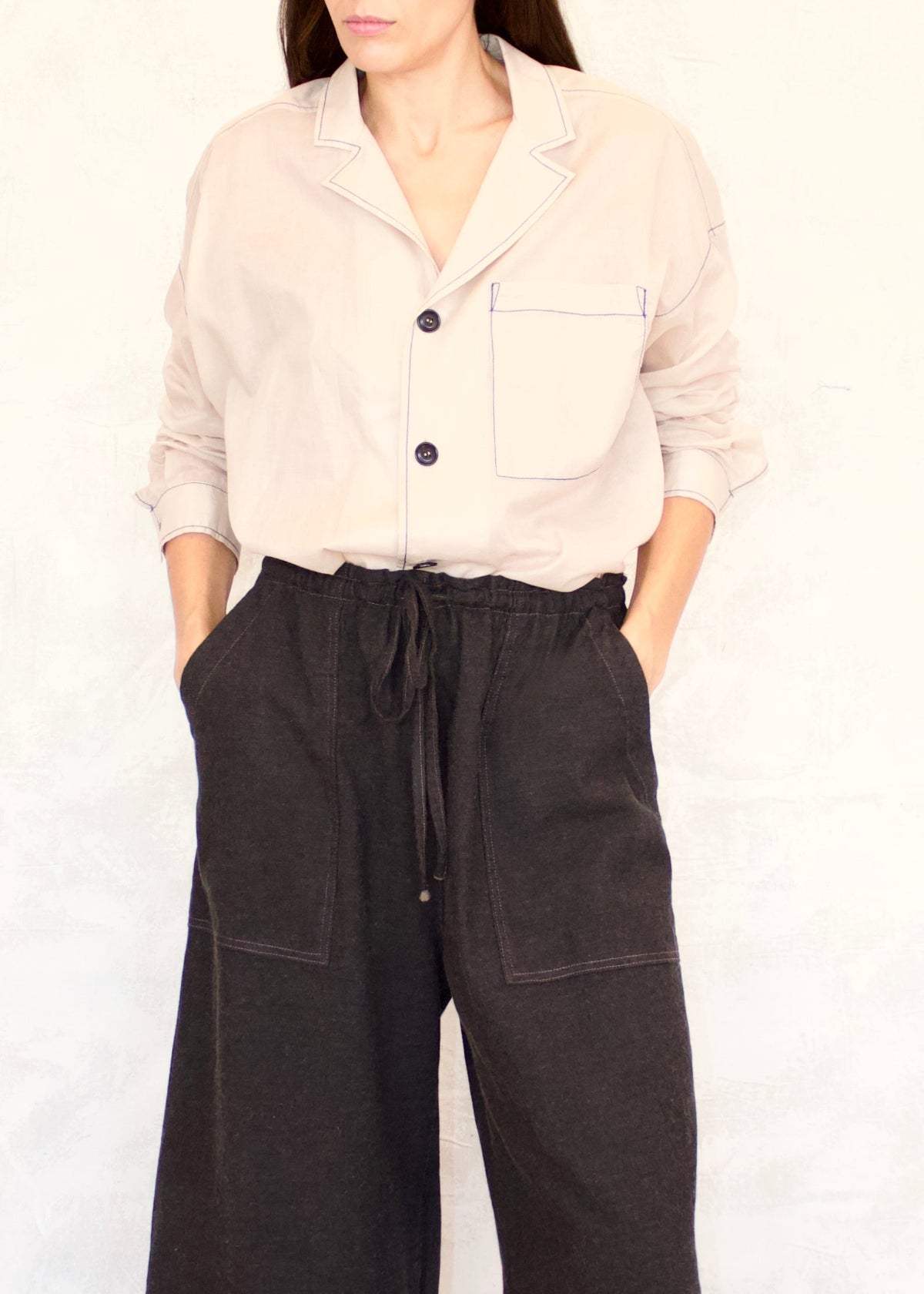 draw string patch pockets cotton pants brown