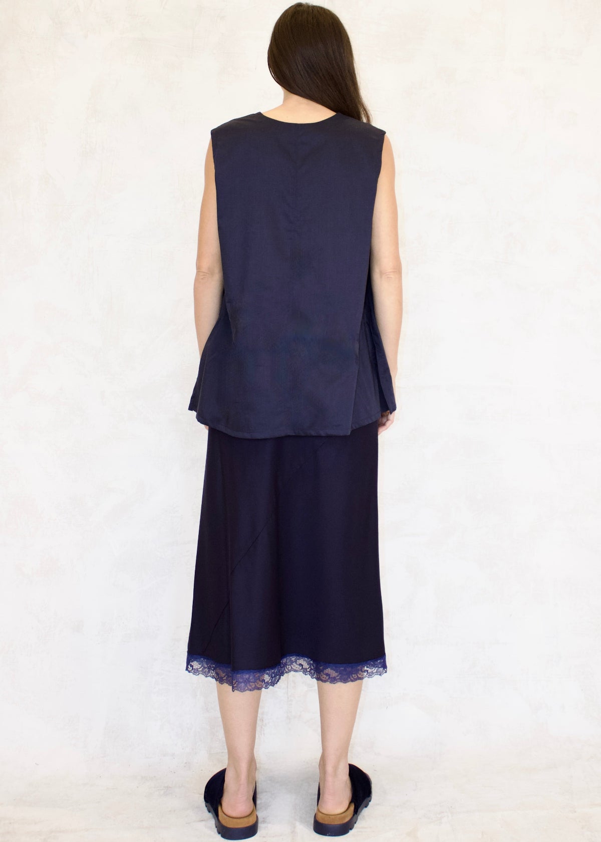 navy v-neck sleeveless cotton top and skirt lace trim