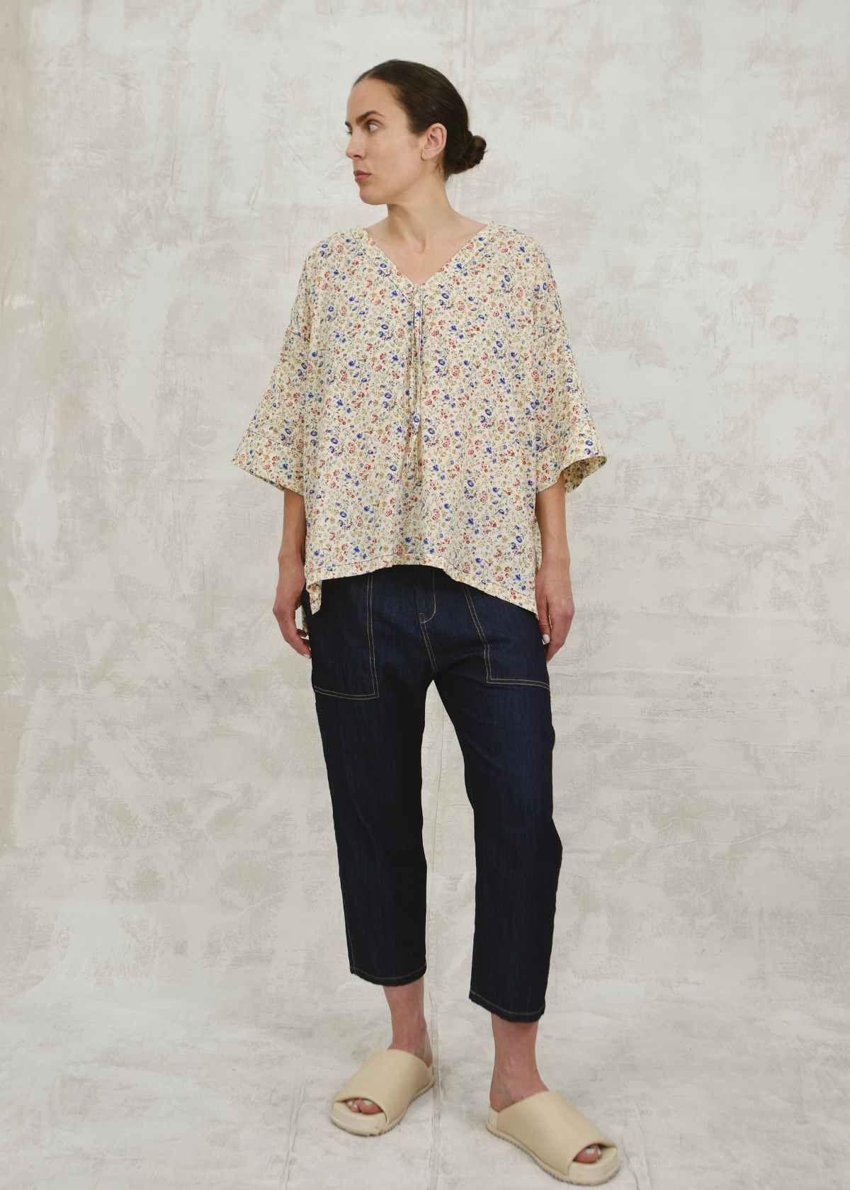 floral cotton v-neck short 3/4 sleeve