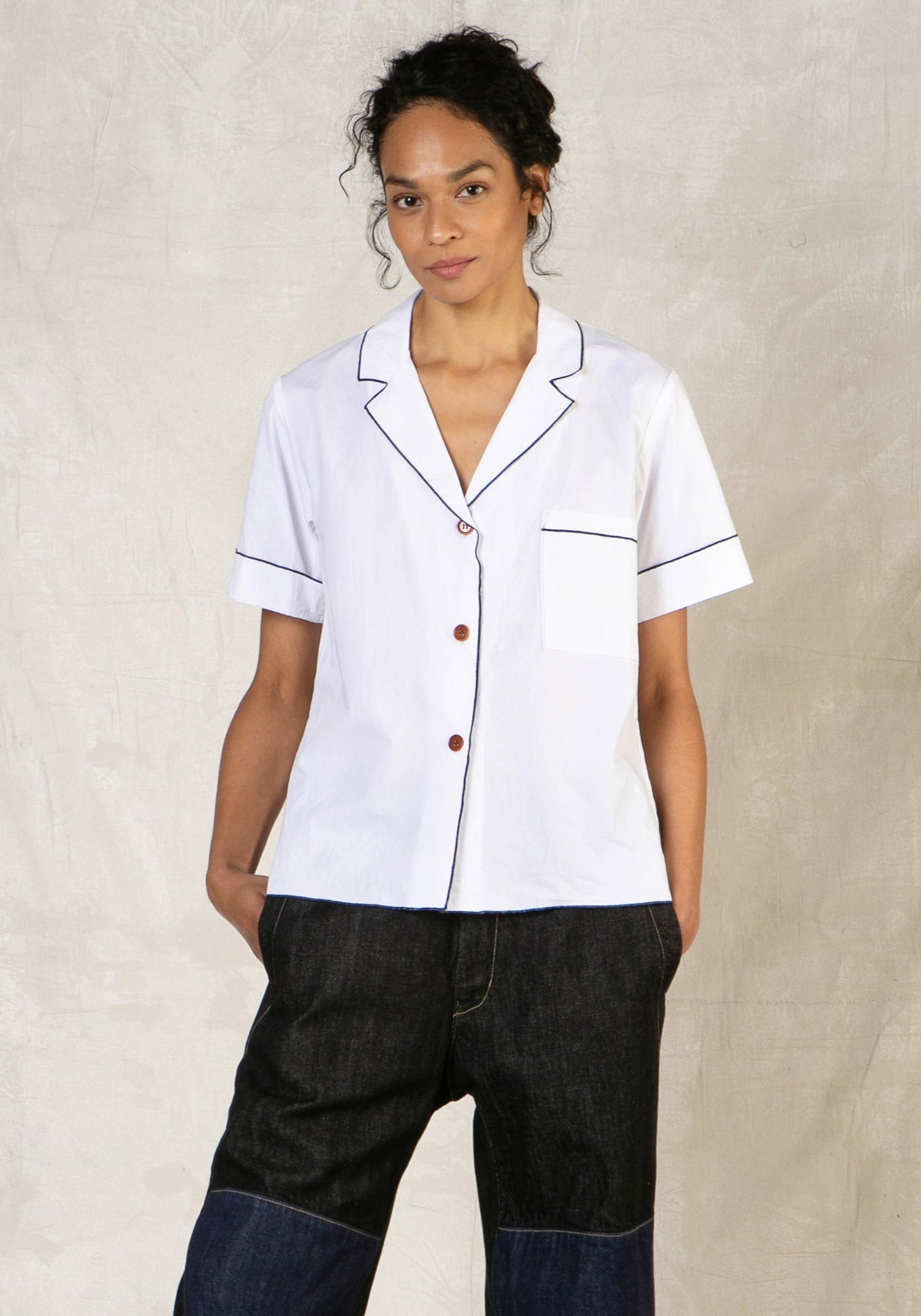 white poplin artesima shirt front