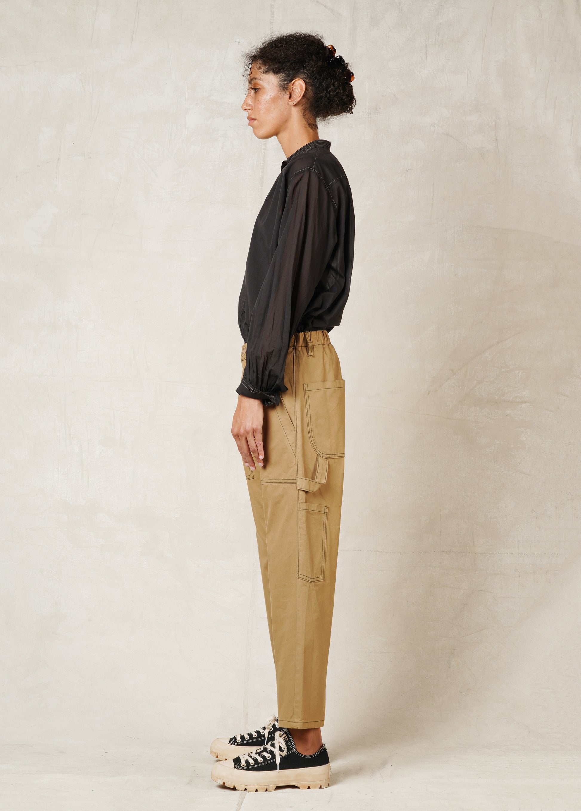 Makers pant walnut side