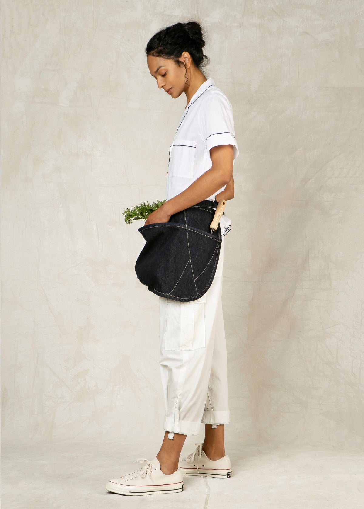 basket apron side navy