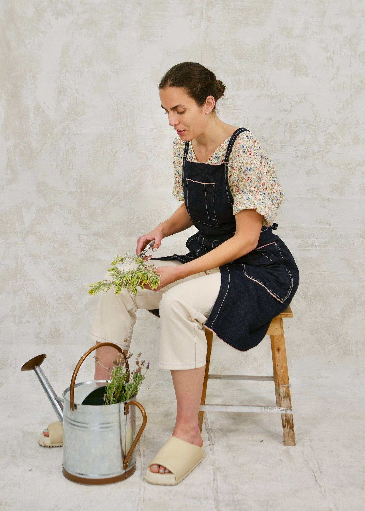 Classic Watering Can - 2.6 gal
