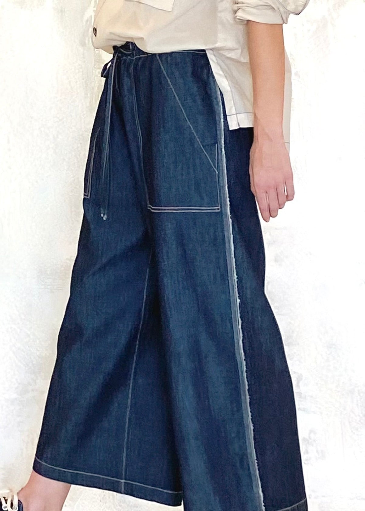 raw edge side view denim pickers pants