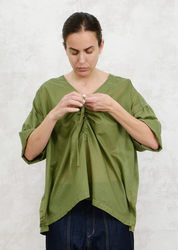 Pullstring harvest top green front gathered