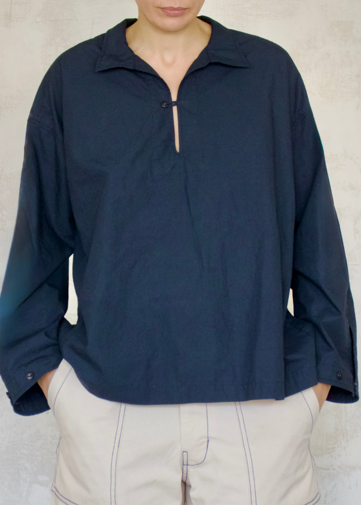 navy blue cotton popline long sleeve collared pullover top
