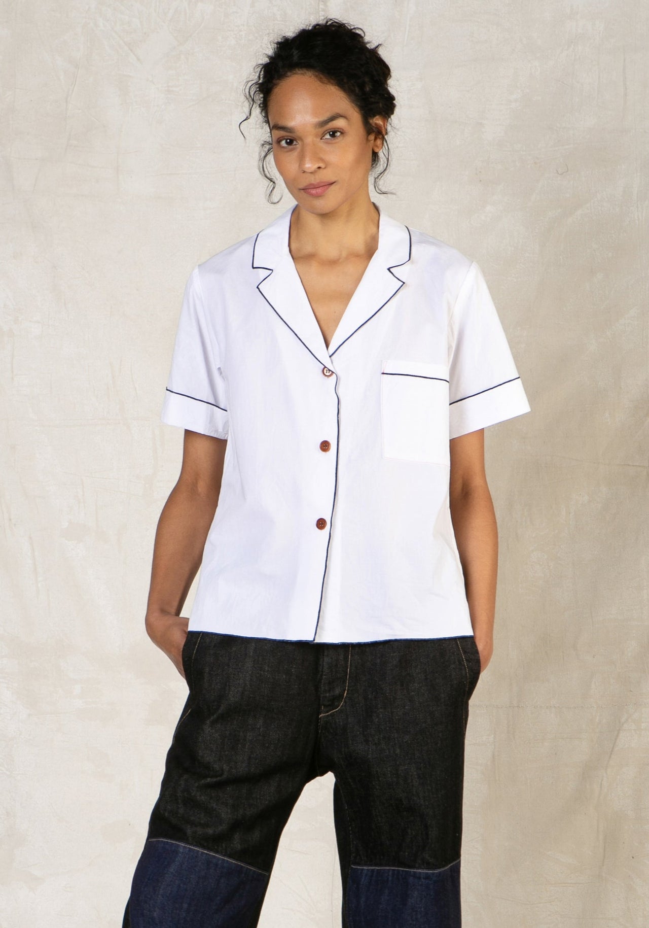 white poplin artesima shirt front