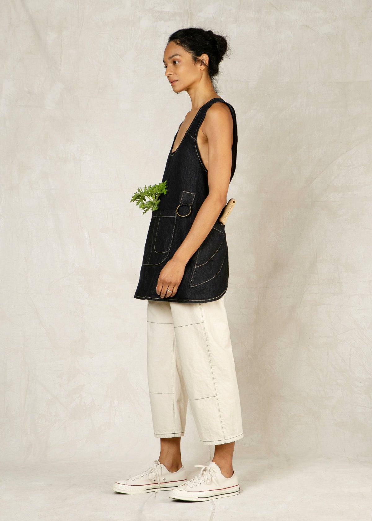 short cotton indigo denim apron solid